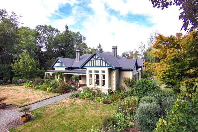 584 Orari Station Road_1