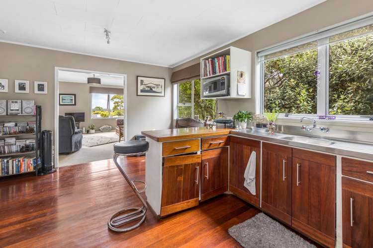 14a Pokapu Street Titirangi_9