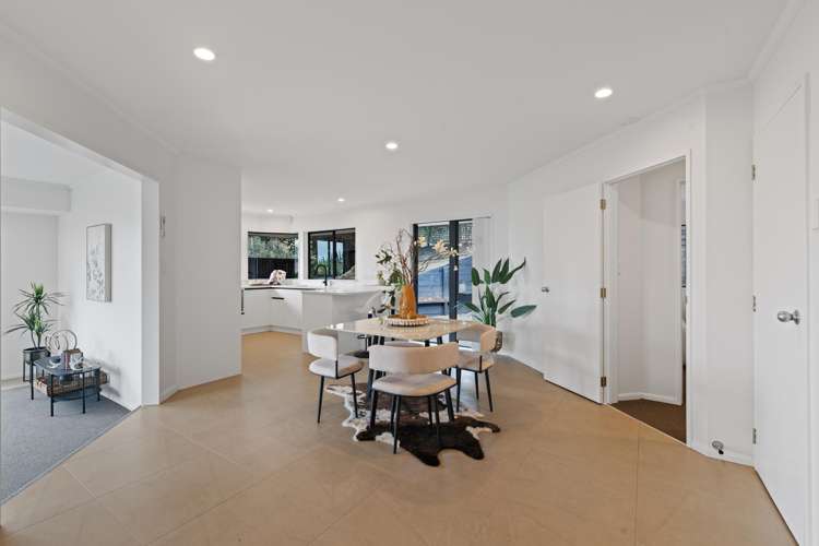 1/40 Jane Eyre Drive Somerville_18