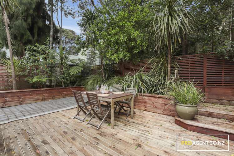 9 Karapiti Place Glen Eden_9