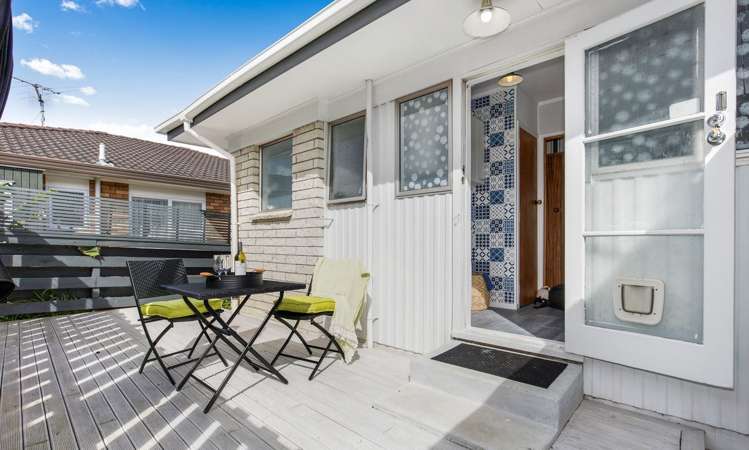 1/24 Alfriston Road Manurewa_7
