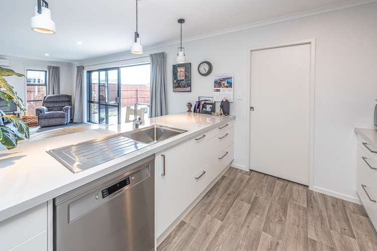 20 Magnolia Crescent Tawhero_8