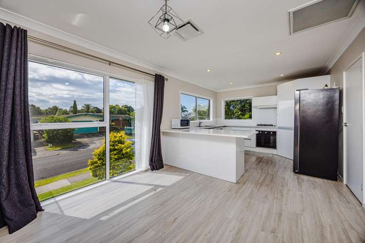 4 Tupaki Place Pakuranga Heights_2