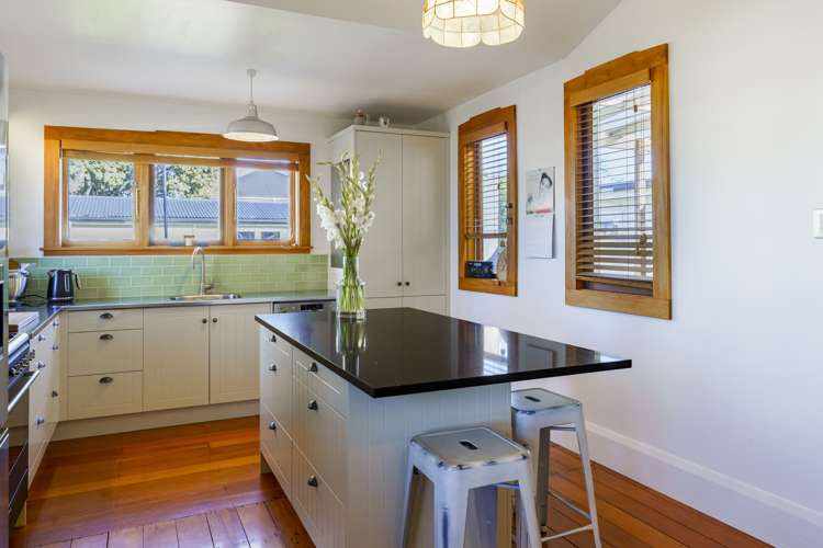 76 Vigor Brown Street Napier South_1
