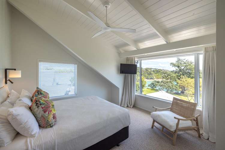 12 Esslin Road Surfdale_12