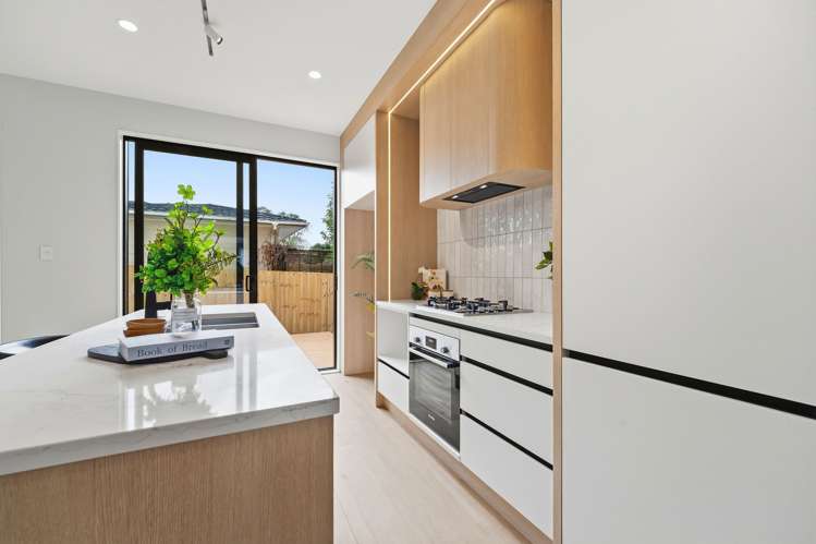 1-4/6 Allington Road Massey_1