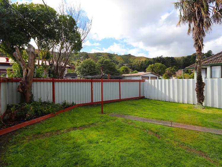 1/96 Au Hewer Crescent Naenae_14