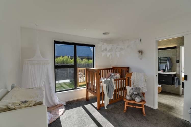 33 Mckellar Drive Jacks Point_14