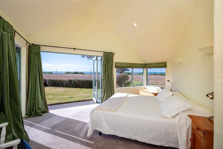 148 Clifton Road Te Awanga_12