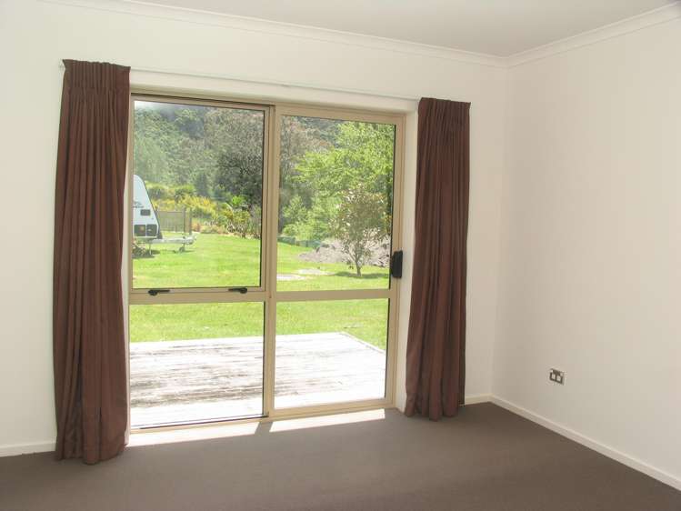 8 Hector Close Kingston_13