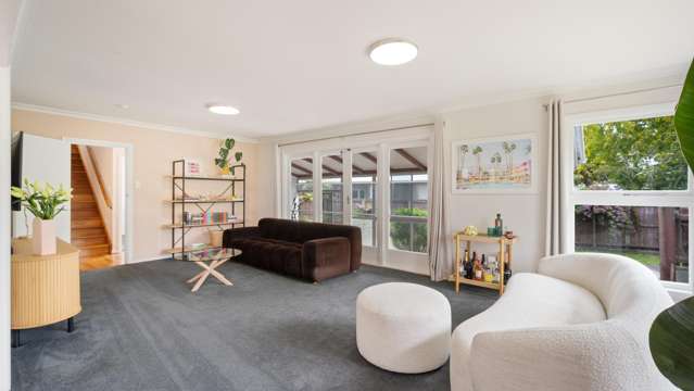 56 Cresswell Avenue Burwood_3