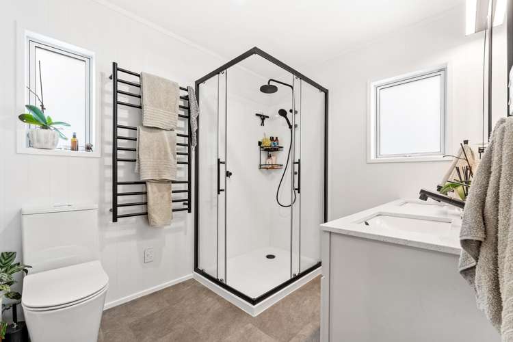 6A D'oyly Drive Stanmore Bay_11