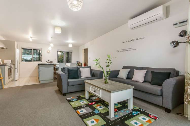 72 Kervil Avenue Te Atatu Peninsula_24