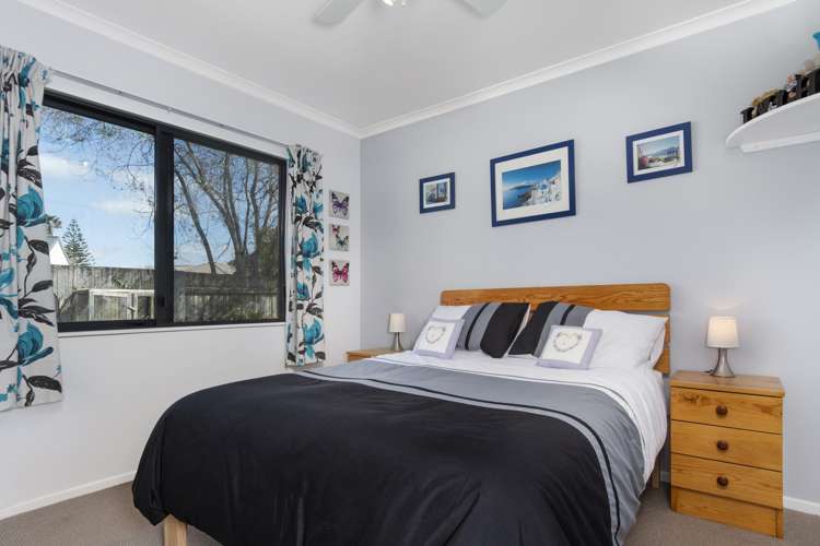 12 Aaron Place Brookfield_12