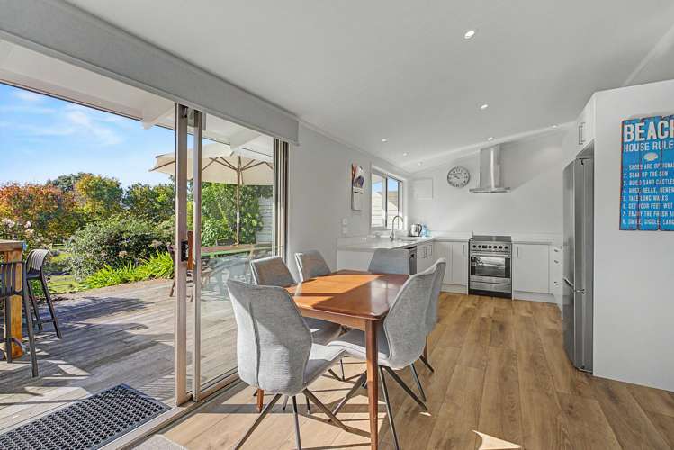 17 McCall Ave Pauanui_7