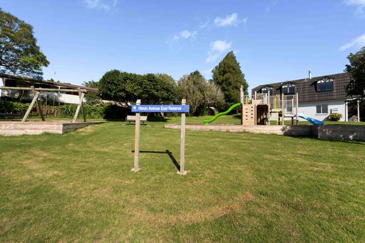 53 Heron Avenue East Matua_23