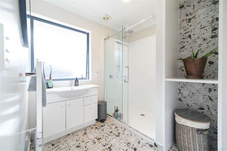 92a Aldinga Avenue Stoke_12