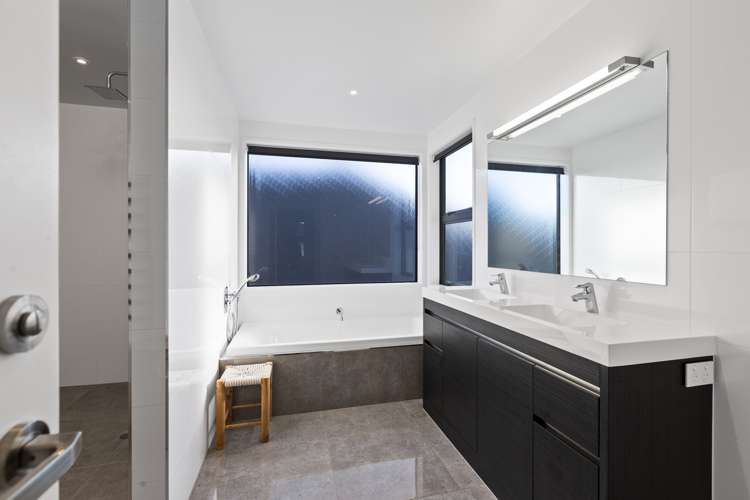 86 Madison Terrace Silverdale_14