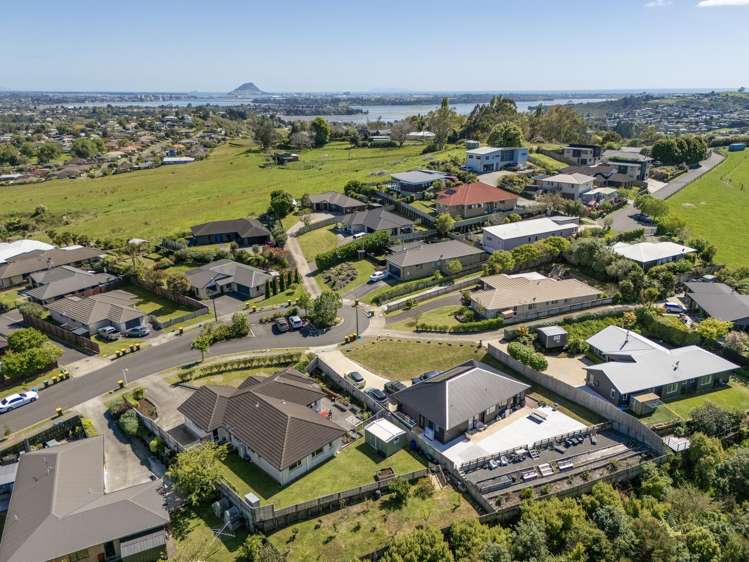100 Falcon Drive Welcome Bay_14
