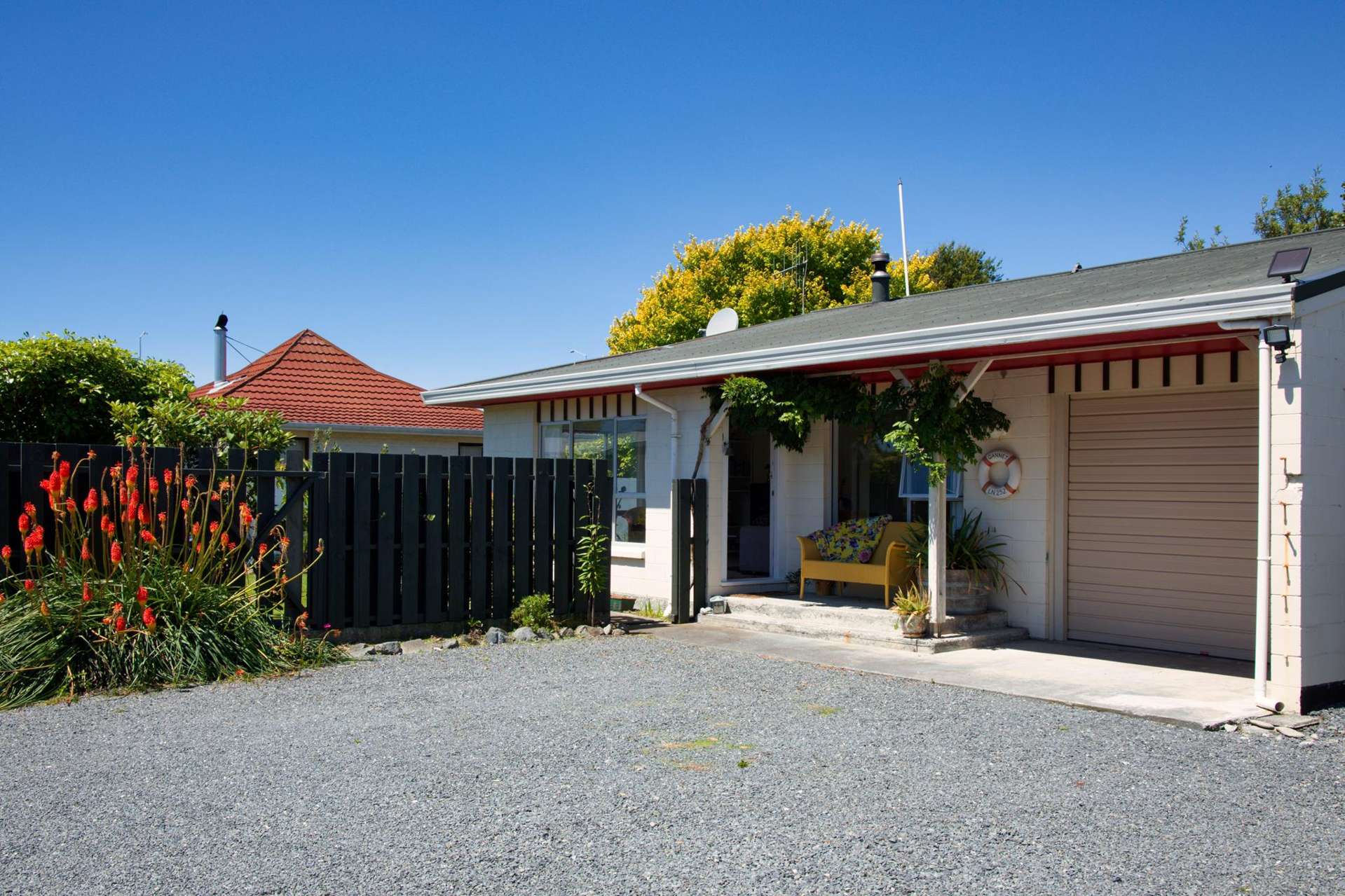 151 & 151a Beach Road Kaikoura_0