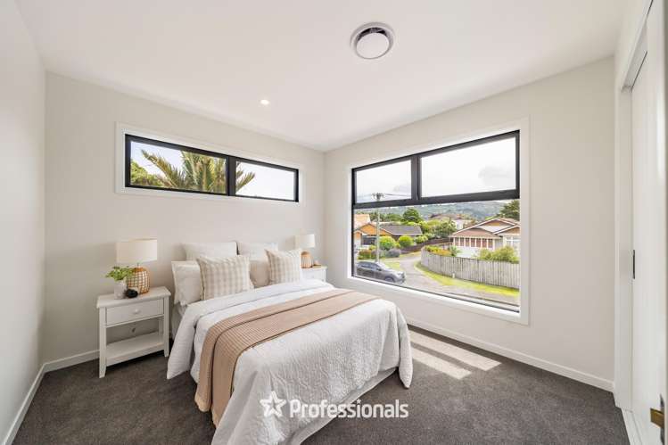 8 Maire Street Woburn_13