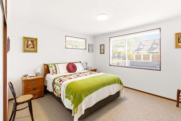 20 Albert Street St Clair_11