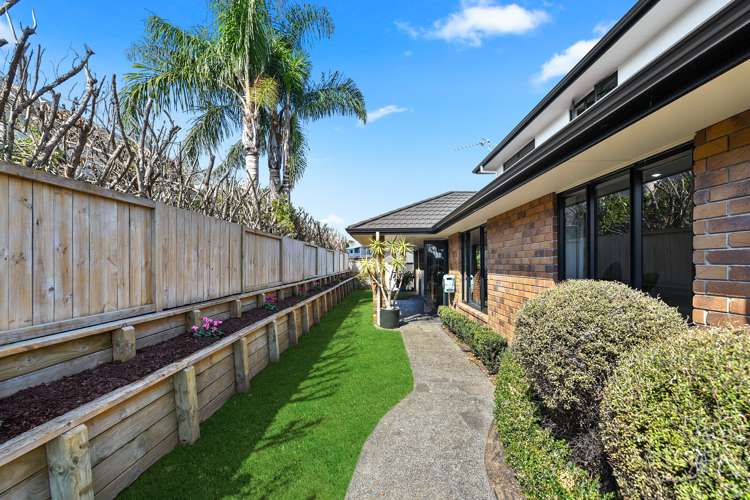 54 Somerton Drive Huntington_19