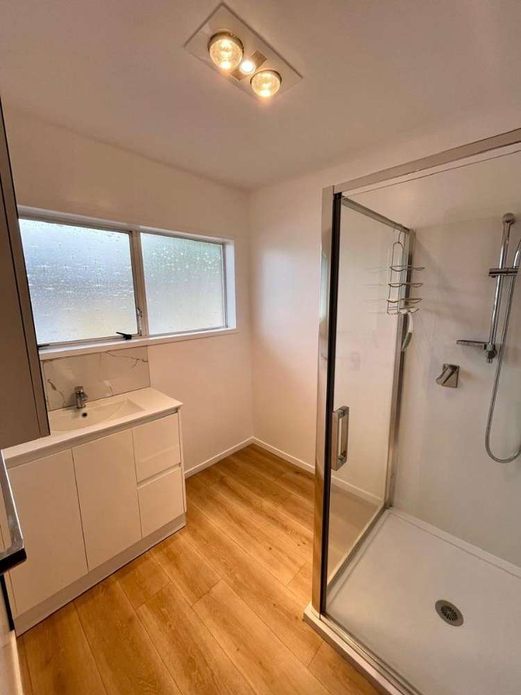 2/105 Landscape Road Mount Eden_10