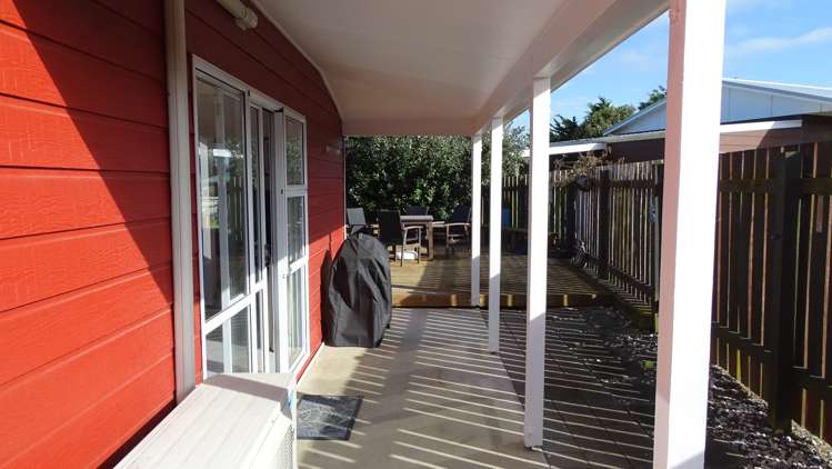 6 Taonui Street Waitarere Beach_9