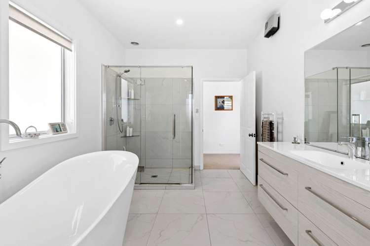 120 Patons Rock Road Patons Rock_18