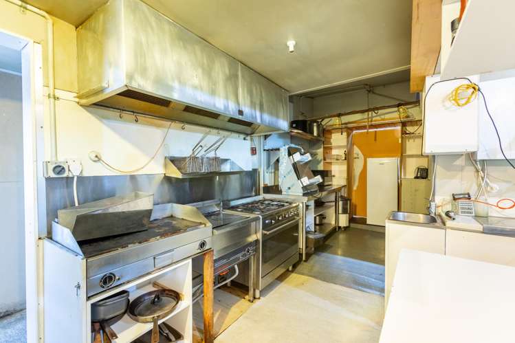 51 - 53 McLean Street Woodville_10