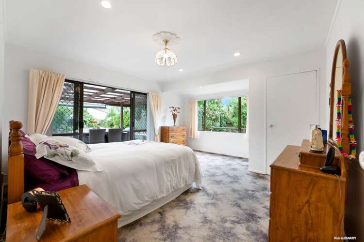 11 Sunningdale Street Wattle Downs_15