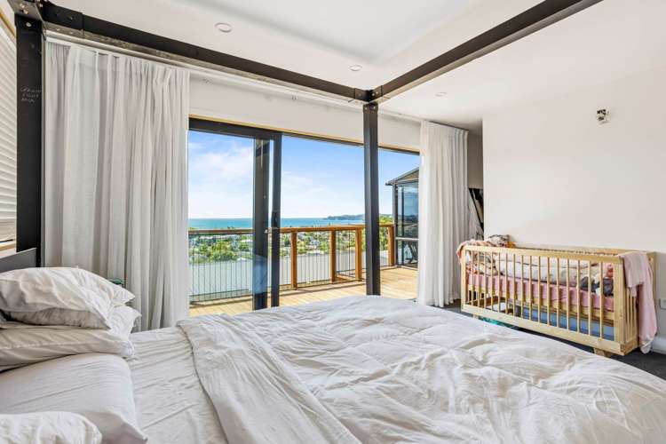 21 D'Oyly Drive Stanmore Bay_9