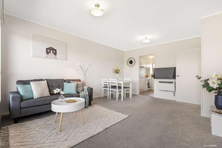 6/32D Ballarat Street_4