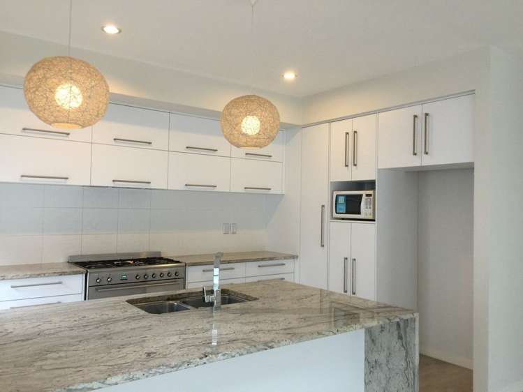 31 Huntington Park Drive Greenhithe_3