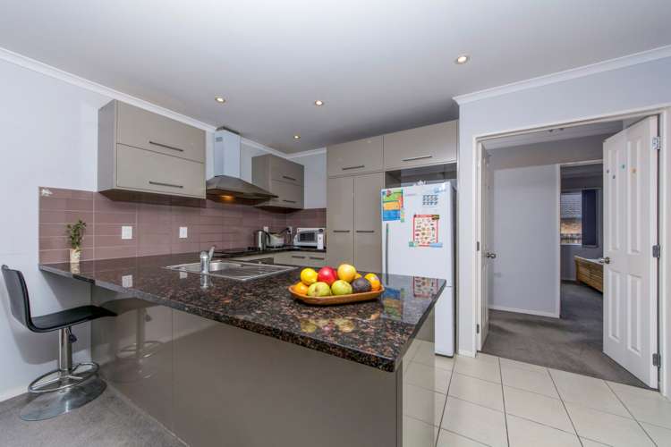 29a Don Buck Road Massey_11