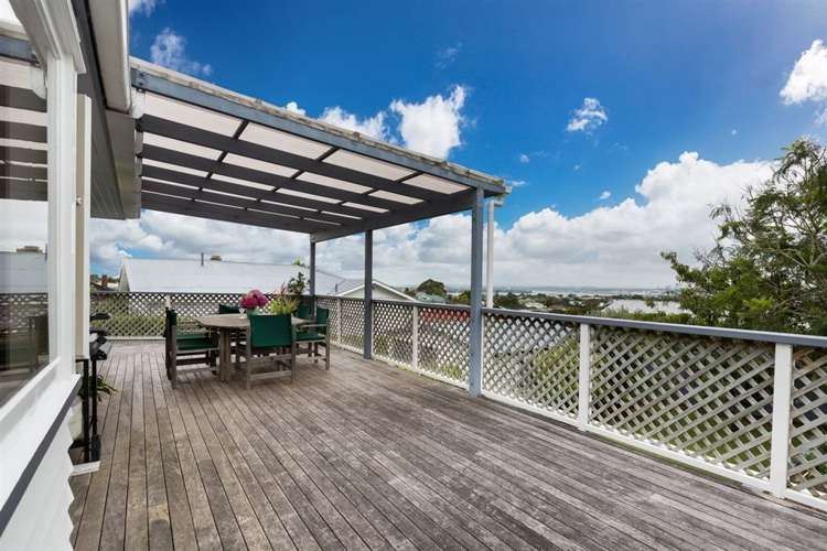 21 Pupuke Road Birkenhead_28