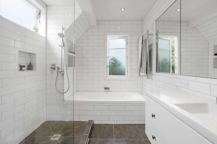 97 Muritai Road Eastbourne_17