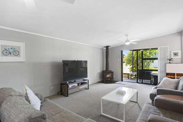 1 Mount Avenue Pauanui_6