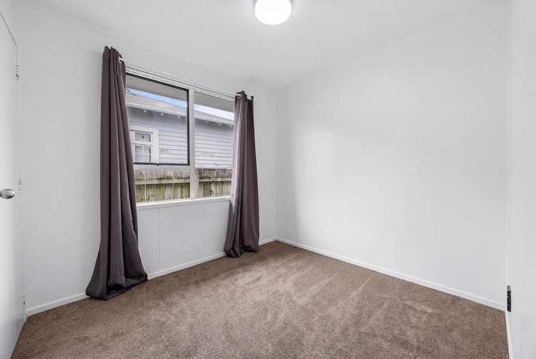 38 Burundi Ave Clendon Park_15
