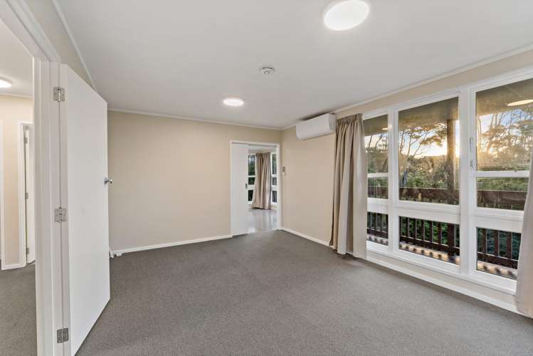 20 Grandison Crescent New Lynn_13