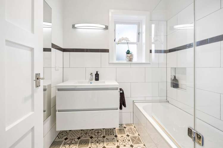65 Te Kawa Road Greenlane_13