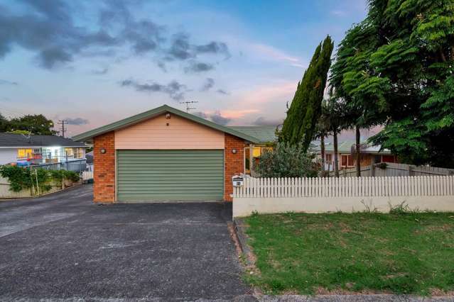 81 Garton Drive Massey_1