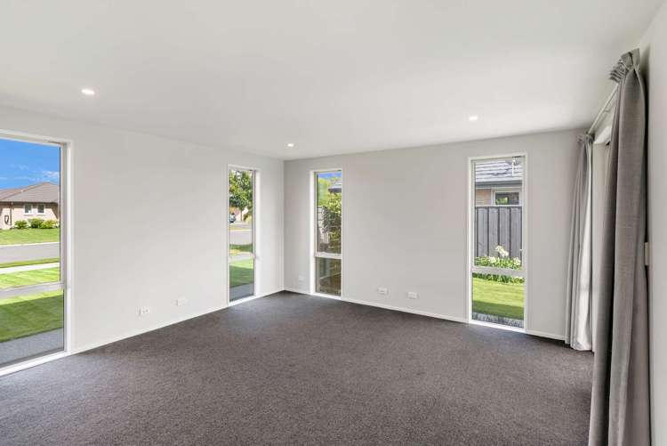 77 Hungerford Drive Rolleston_13