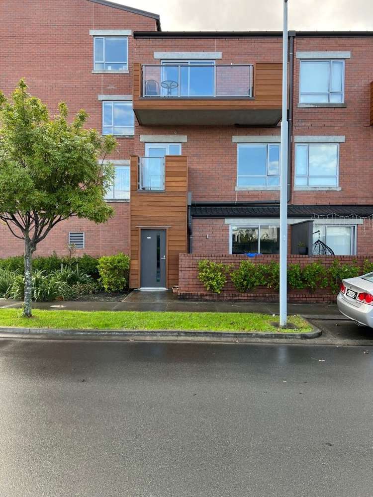 1c/160 Hobsonville Point Road Hobsonville_0