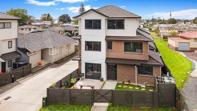 12/30 Calvert Avenue Mangere East_4
