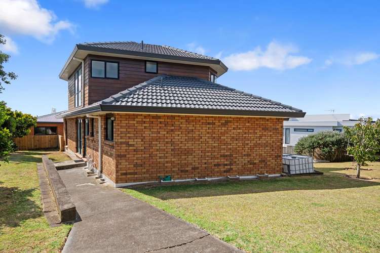 5 Kingshaven Close_4