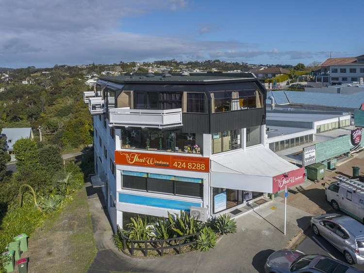 747B Whangaparaoa Road Stanmore Bay_10