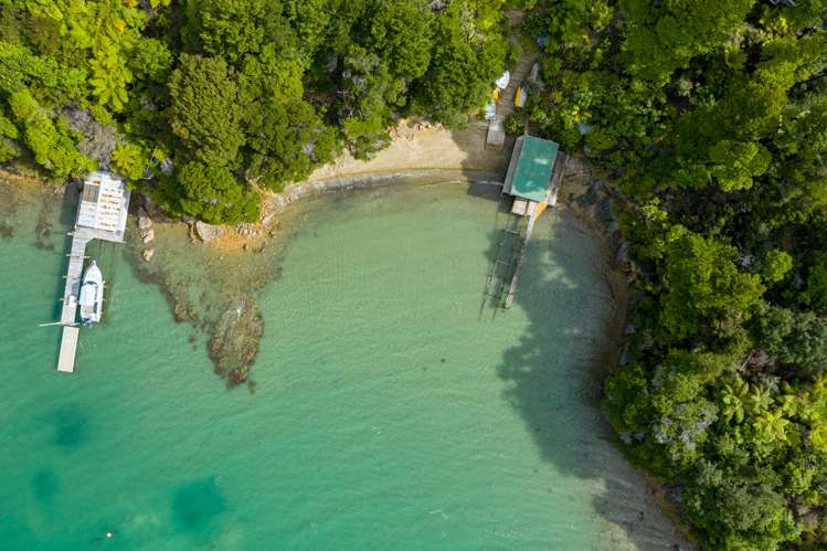 645 Port Underwood Road Whatamango Bay_10