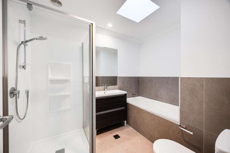 23 Koura Drive Red Beach_10